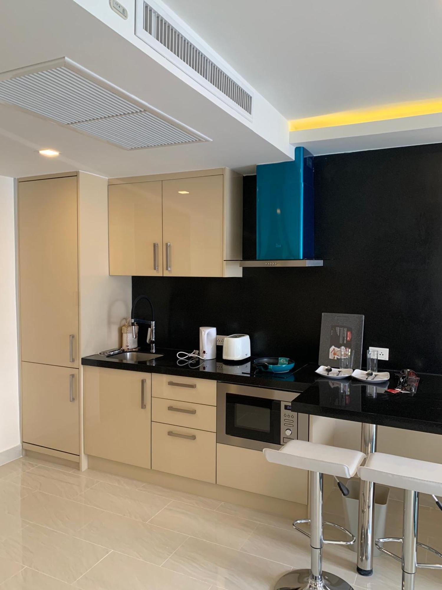 Centara Avenue Residence By Daisy Pattaya 1 ภายนอก รูปภาพ