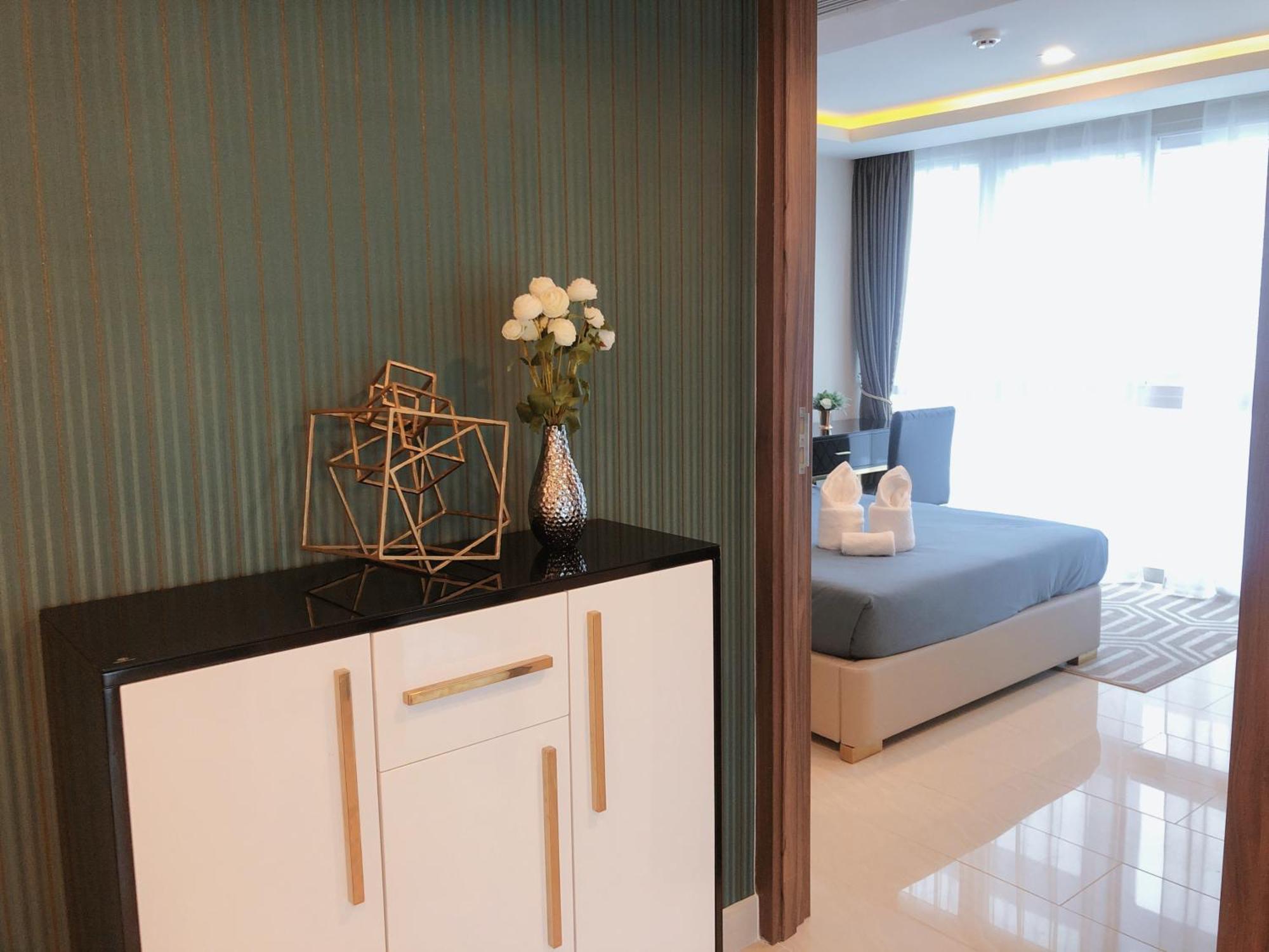 Centara Avenue Residence By Daisy Pattaya 1 ภายนอก รูปภาพ